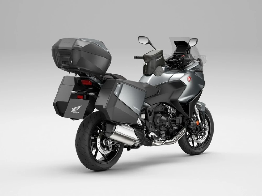 2022 HONDA NT1100