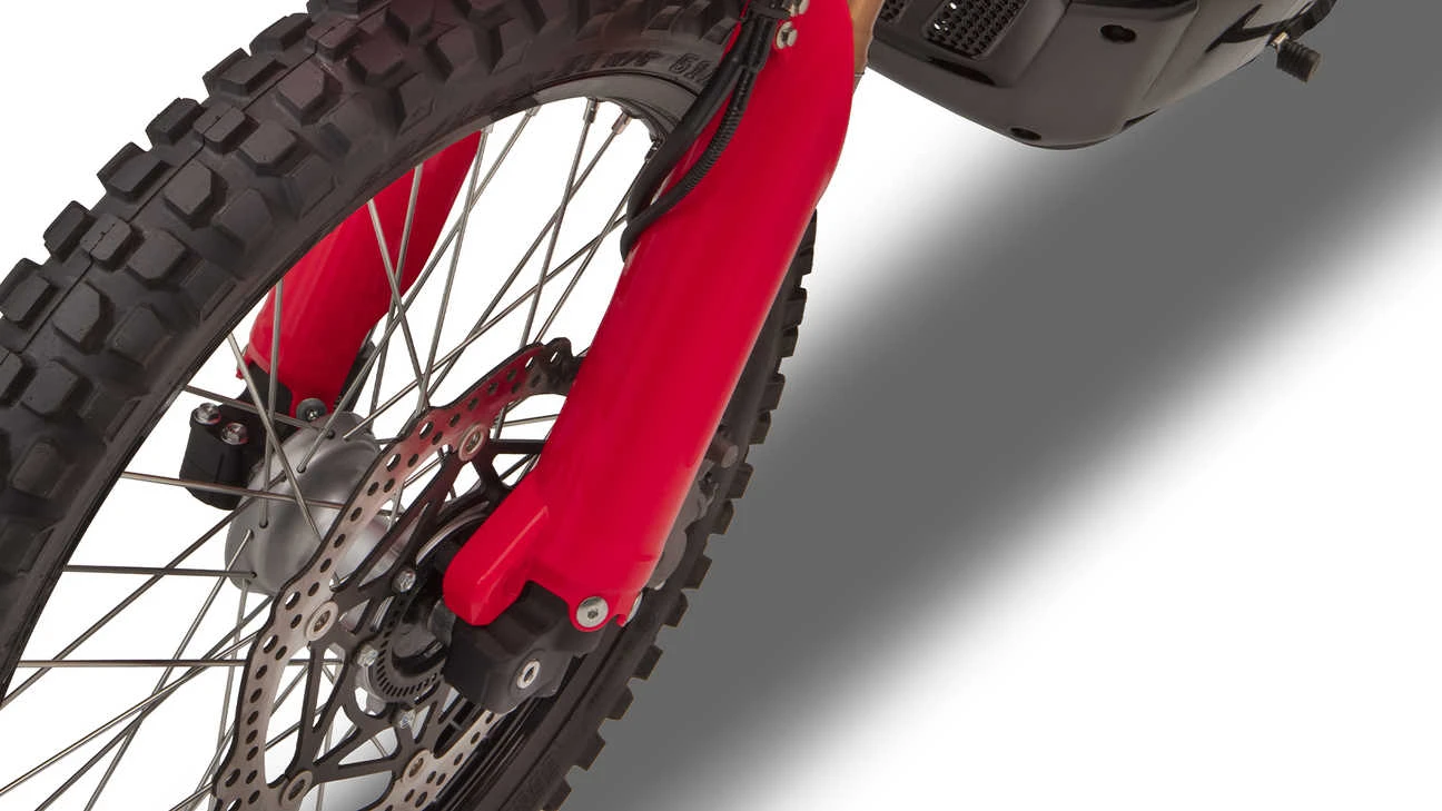 Podesivi prednji disk sa ABS sistemom